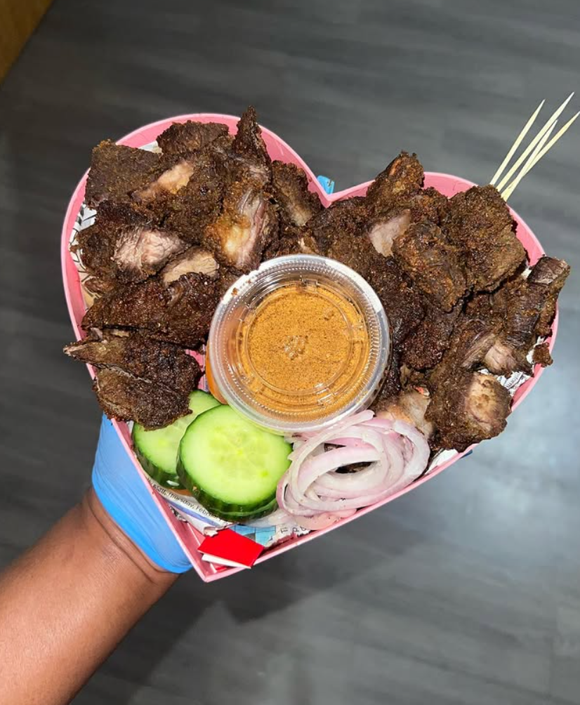 Beef suya sharing box with yaji spice dip